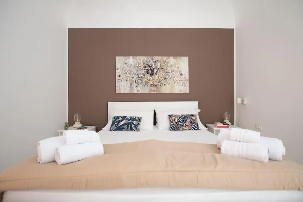Apartment Ferienwohnung Iflat Downtown House Palermo Italien